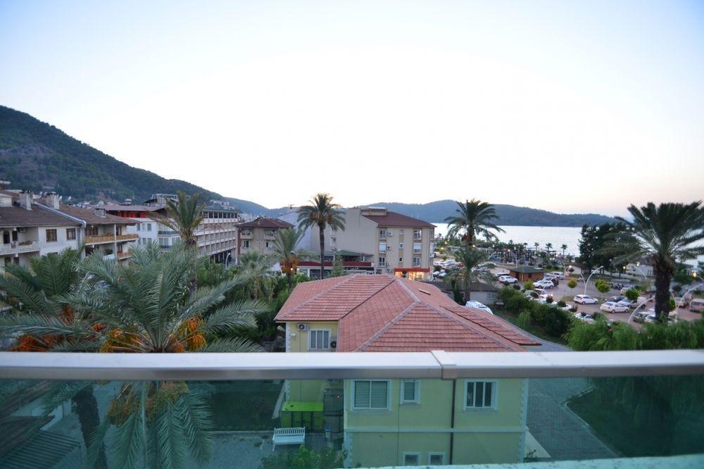 Yeniceri City Hotel Fethiye Bagian luar foto