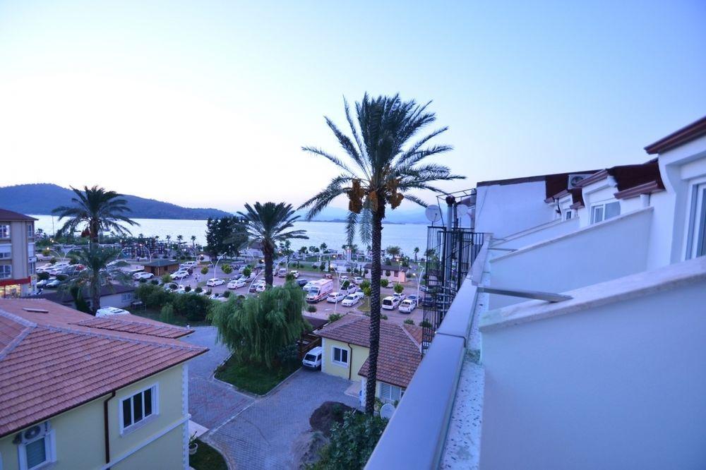 Yeniceri City Hotel Fethiye Bagian luar foto